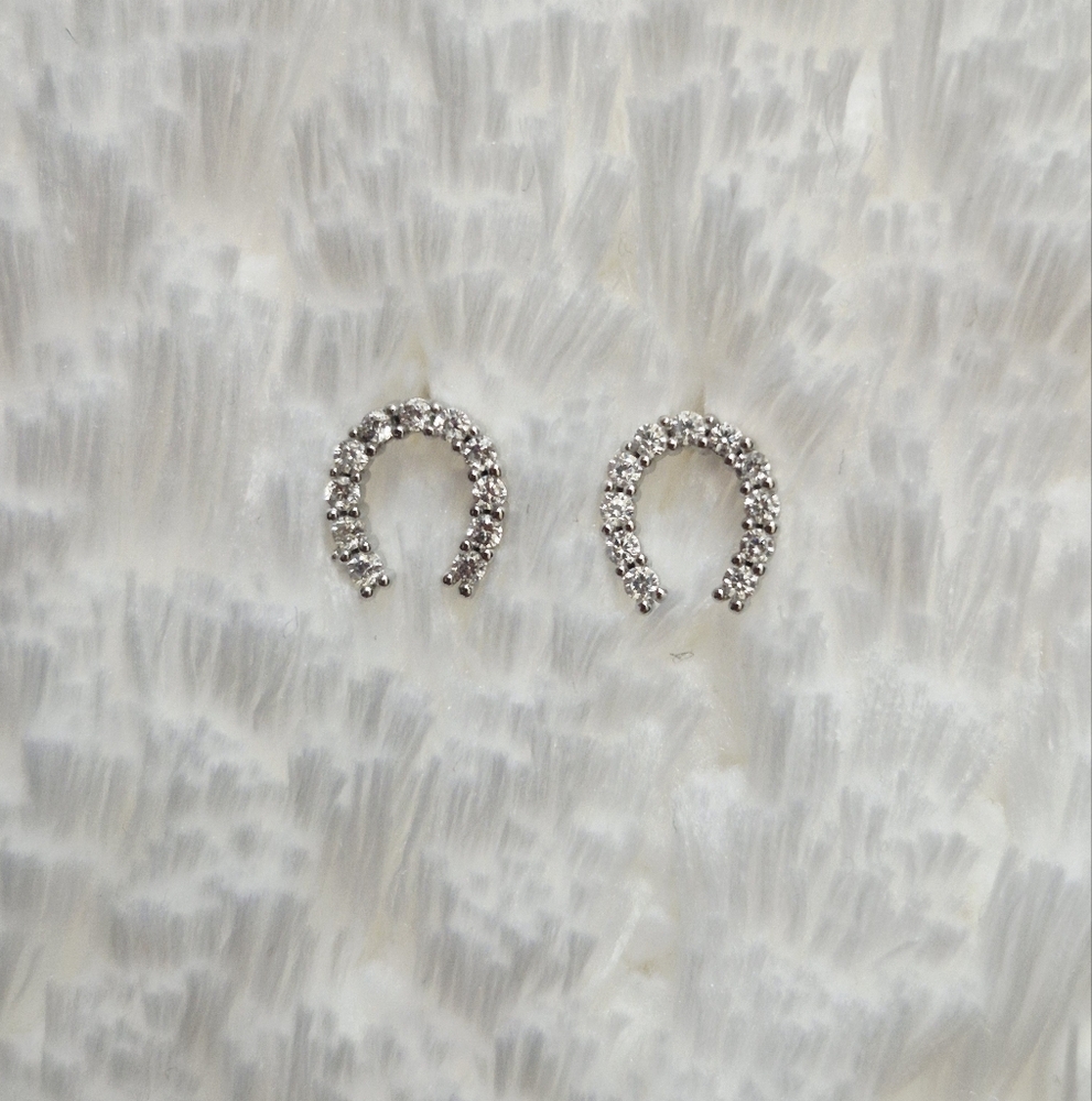 925 Sterling Silver Horseshoe Stud Earrings - Picture 3 of 5